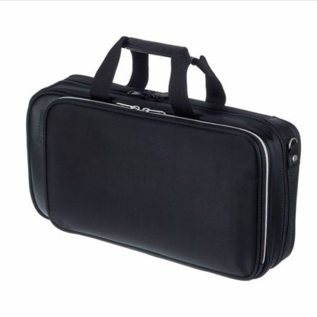 Clarinete Yamaha YCL-CSV RE 18 Teclas - Sanganxa.com