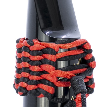 Braçadeira para clarinete Bambú Braçadeira para clarinete feita à mão, vermelha e preta - Sanganxa.com