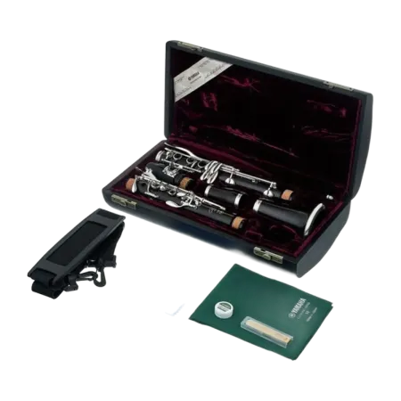 Clarinete Yamaha YCL-650 17-key Silverplated - Sanganxa.com
